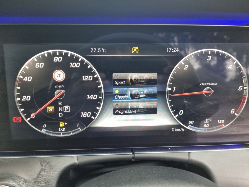 Used Mercedes-Benz E Class 2017 for sale - 77697599: Photo 44