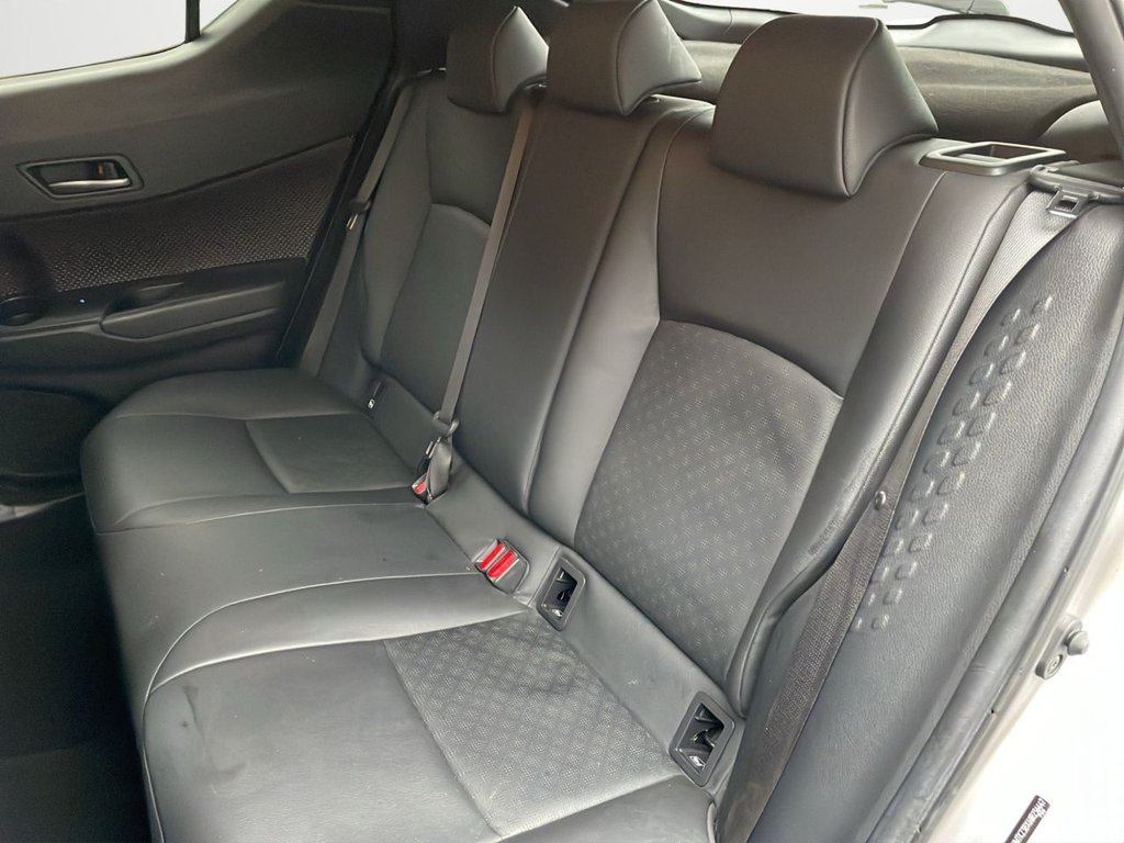 Used Toyota C-HR 2018 for sale - 77697626: Photo 12