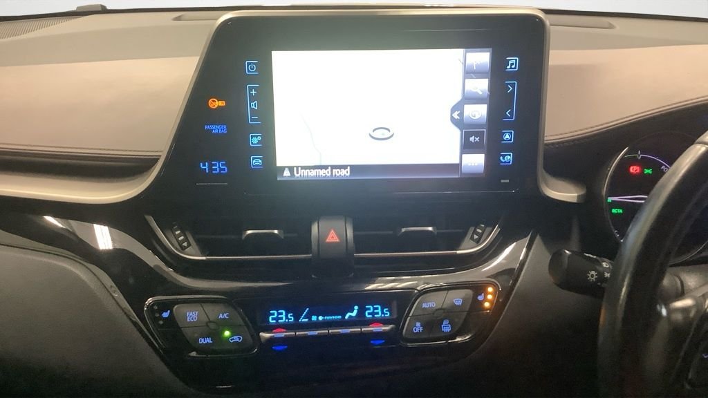 Used Toyota C-HR 2018 for sale - 77697626: Photo 15