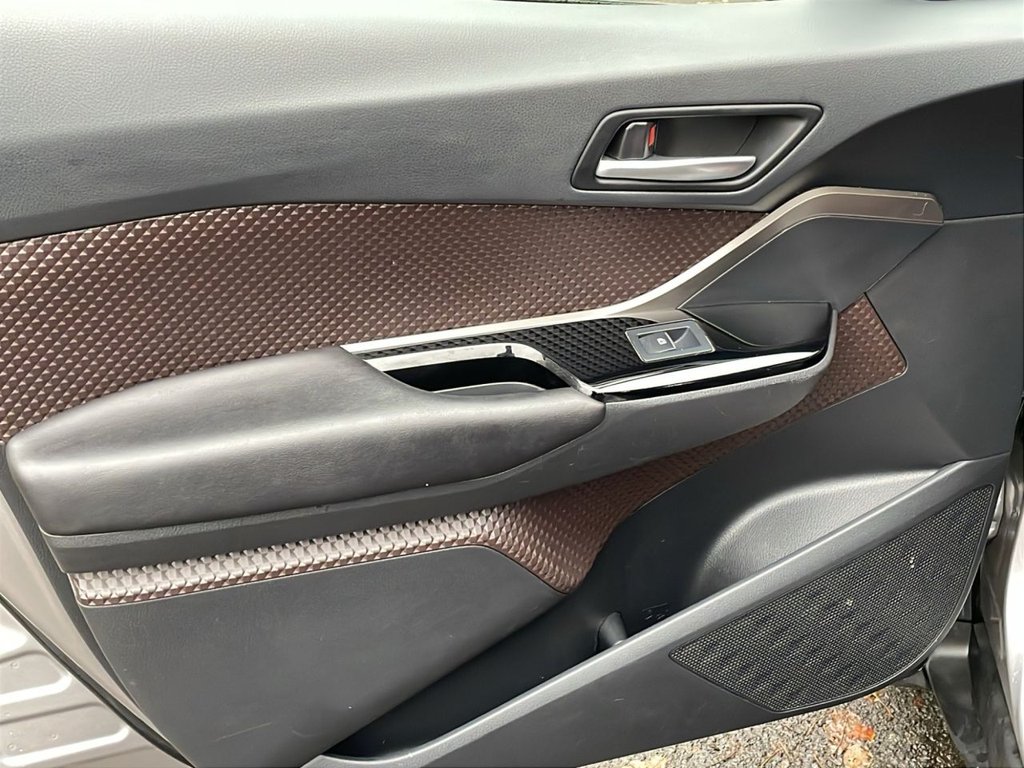 Used Toyota C-HR 2018 for sale - 77697626: Photo 26