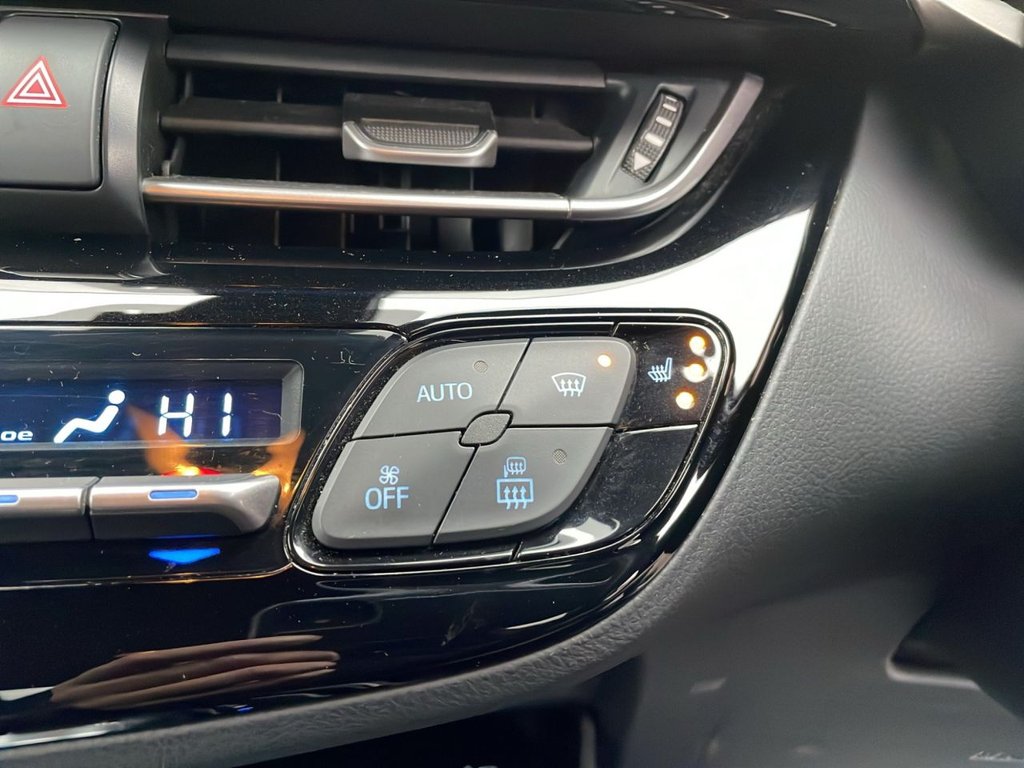 Used Toyota C-HR 2018 for sale - 77697626: Photo 37