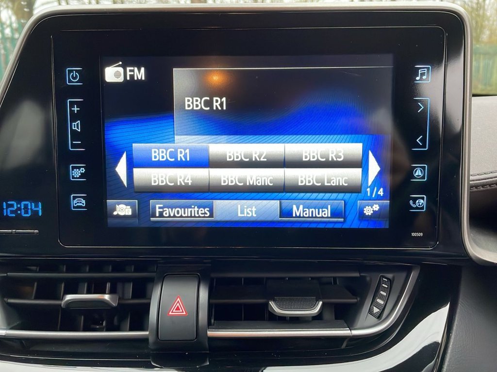 Used Toyota C-HR 2018 for sale - 77697626: Photo 46