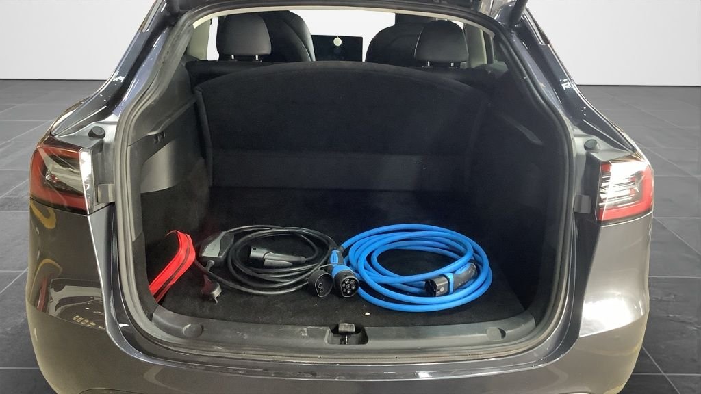 Used Tesla Model Y 2023 for sale - 77880256: Photo 10