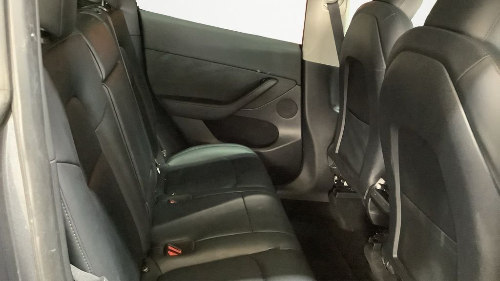 Used Tesla Model Y 2023 for sale - 77880256: Photo 9