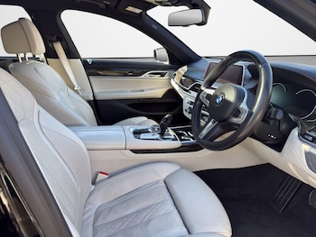 Used BMW 7 Series 2018 for sale - 78074193: Photo