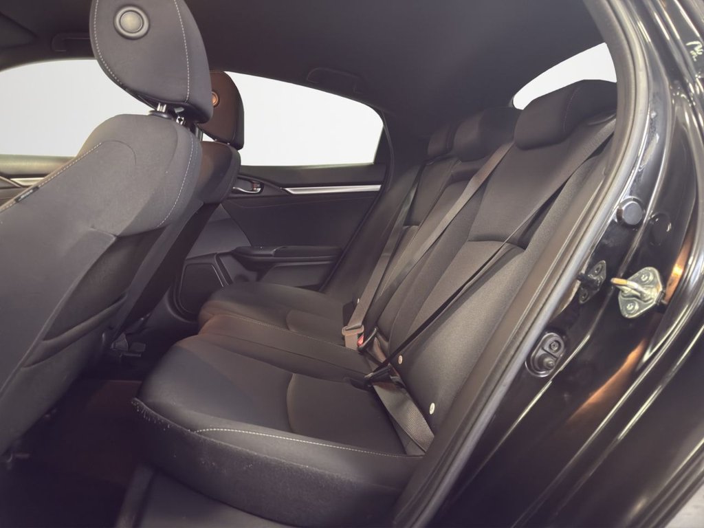 Used Honda Civic 2017 for sale - 77697621: Photo 13