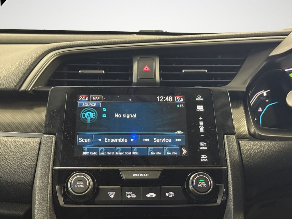 Used Honda Civic 2017 for sale - 77697621: Photo 16