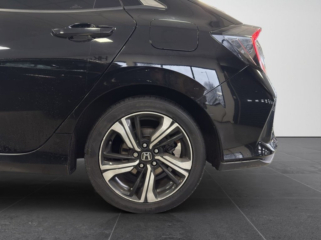 Used Honda Civic 2017 for sale - 77697621: Photo 24