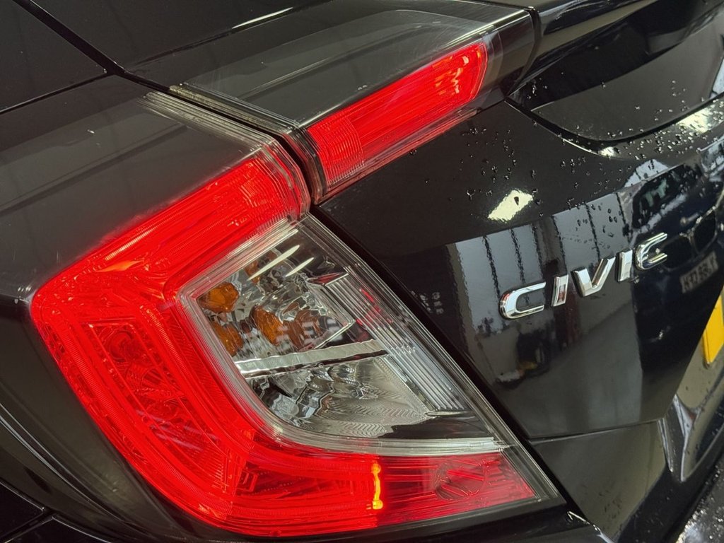 Used Honda Civic 2017 for sale - 77697621: Photo 25