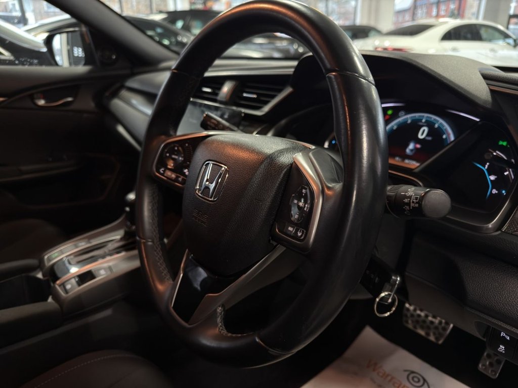 Used Honda Civic 2017 for sale - 77697621: Photo 28