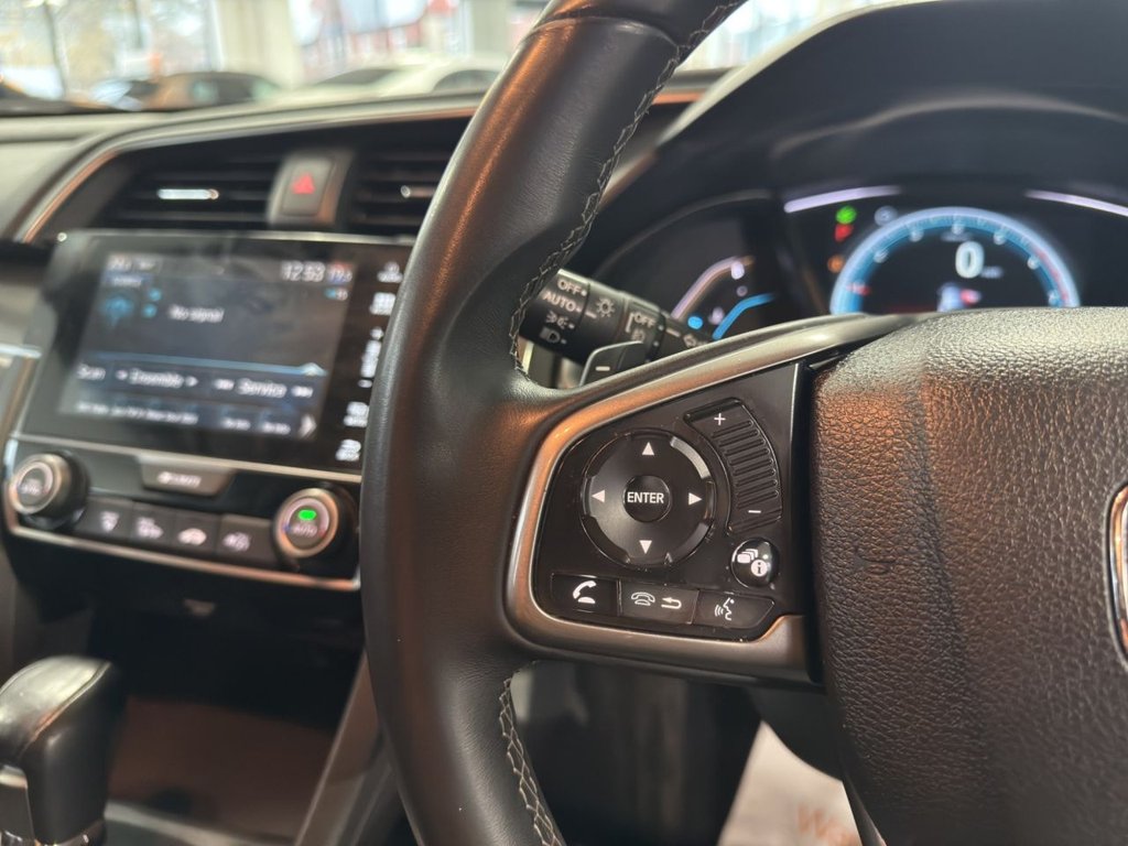 Used Honda Civic 2017 for sale - 77697621: Photo 32