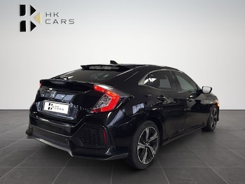 Used Honda Civic 2017 for sale - 77697621: Photo