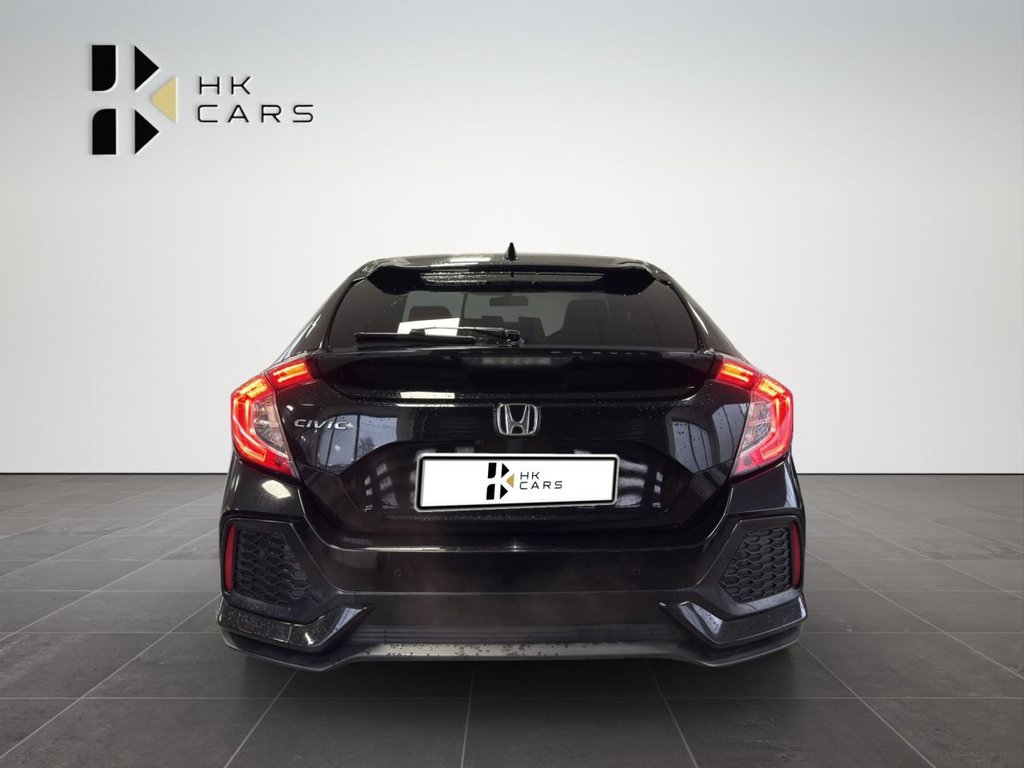 Used Honda Civic 2017 for sale - 77697621: Photo 5