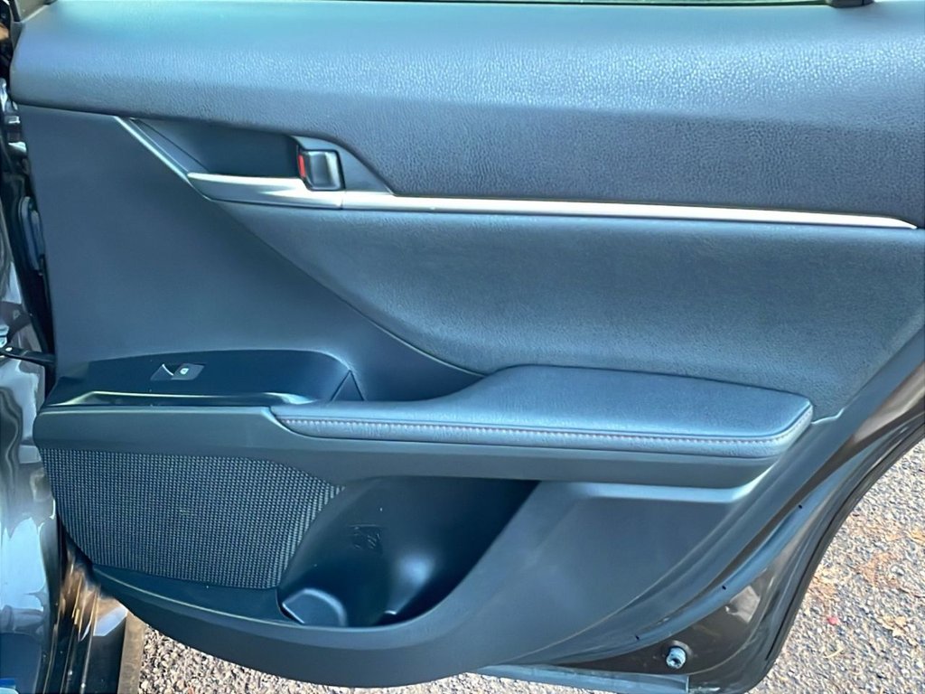 Used Toyota Camry 2021 for sale - 77697642: Photo 28