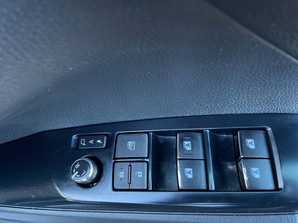 Used Toyota Camry 2021 for sale - 77697642: Photo 32