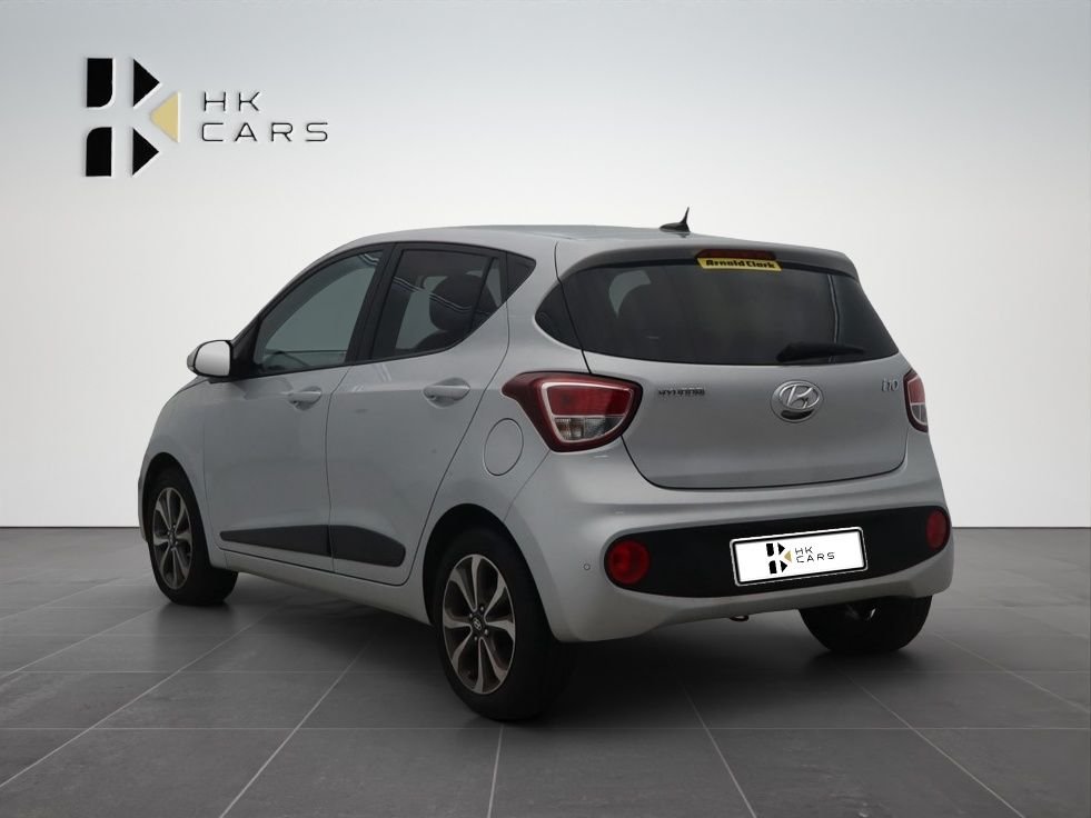 Used Hyundai i10 2018 for sale - 77697614: Photo 10
