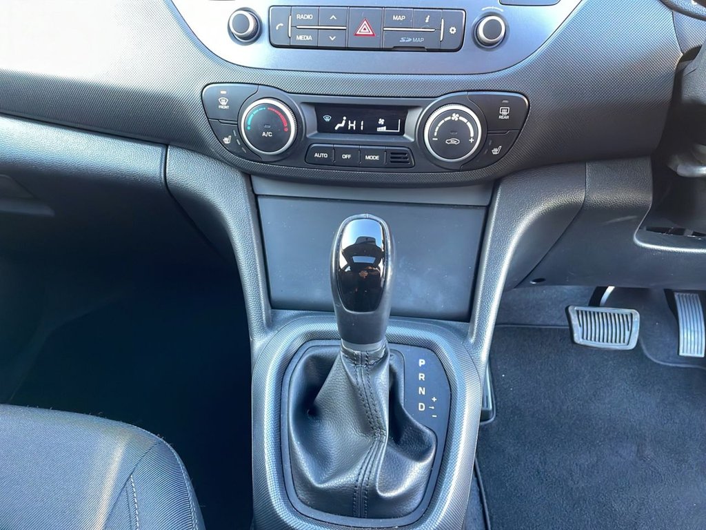 Used Hyundai i10 2018 for sale - 77697614: Photo 15