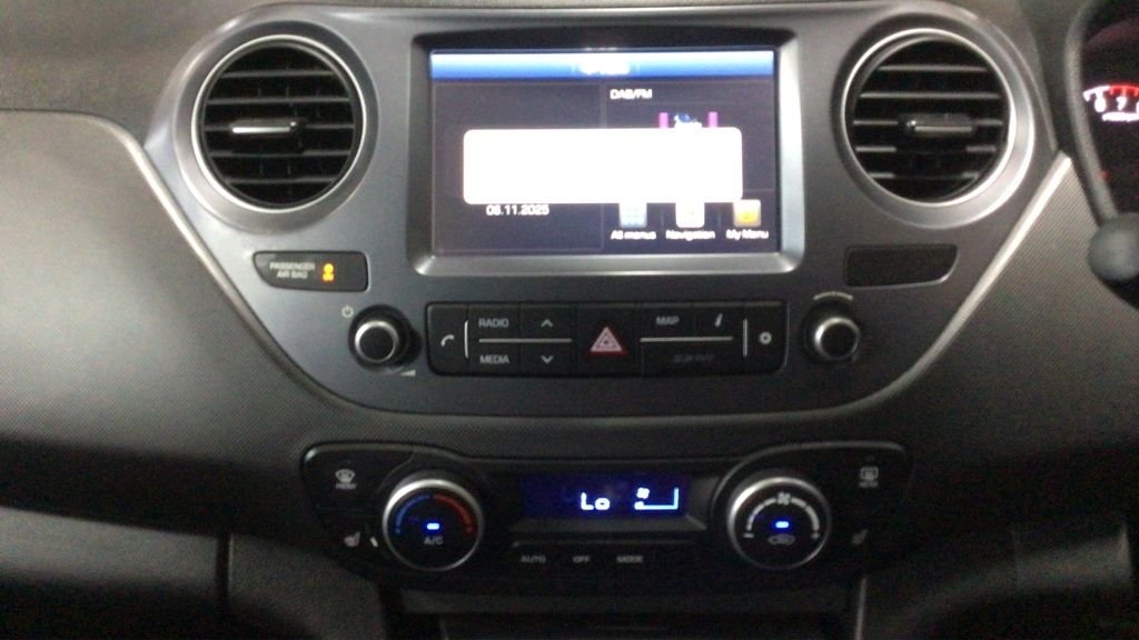 Used Hyundai i10 2018 for sale - 77697614: Photo 16