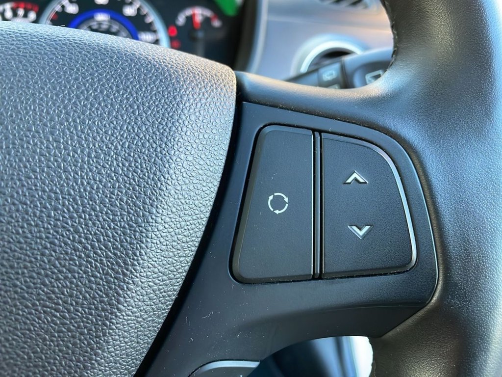 Used Hyundai i10 2018 for sale - 77697614: Photo 31