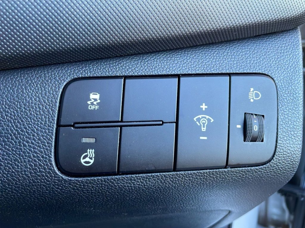 Used Hyundai i10 2018 for sale - 77697614: Photo 37