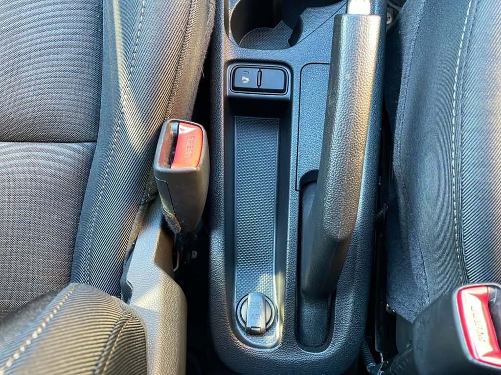 Used Hyundai i10 2018 for sale - 77697614: Photo 41