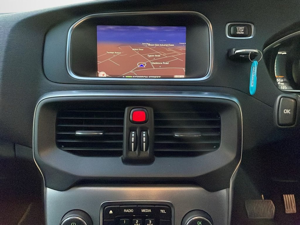 Used Volvo V40 2017 for sale - 77692476: Photo 12