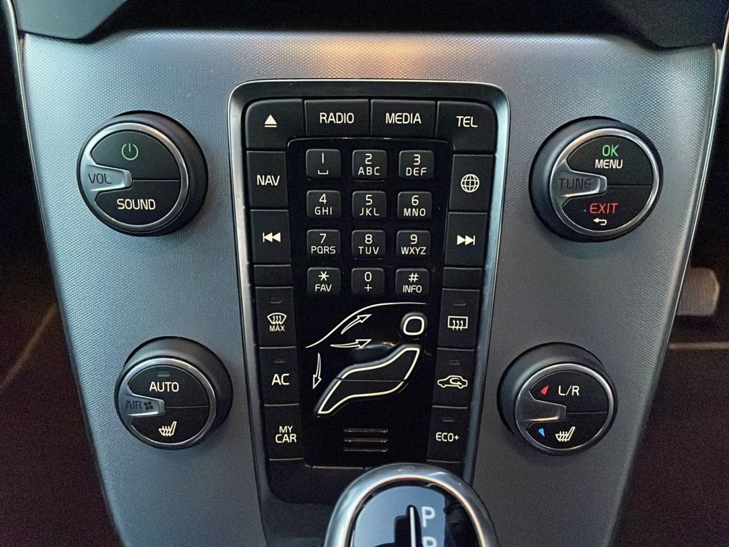 Used Volvo V40 2017 for sale - 77692476: Photo 25