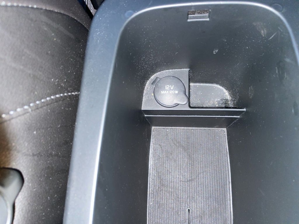 Used Volvo V40 2017 for sale - 77692476: Photo 29