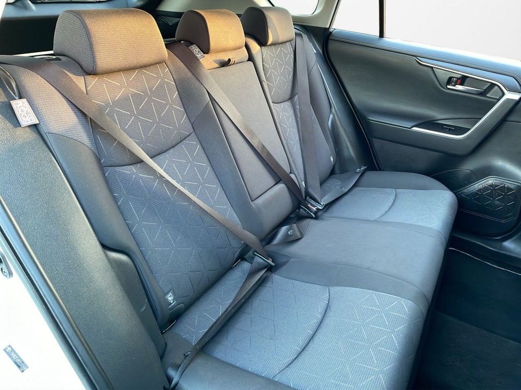 Used Toyota RAV4 2021 for sale - 77697622: Photo 17