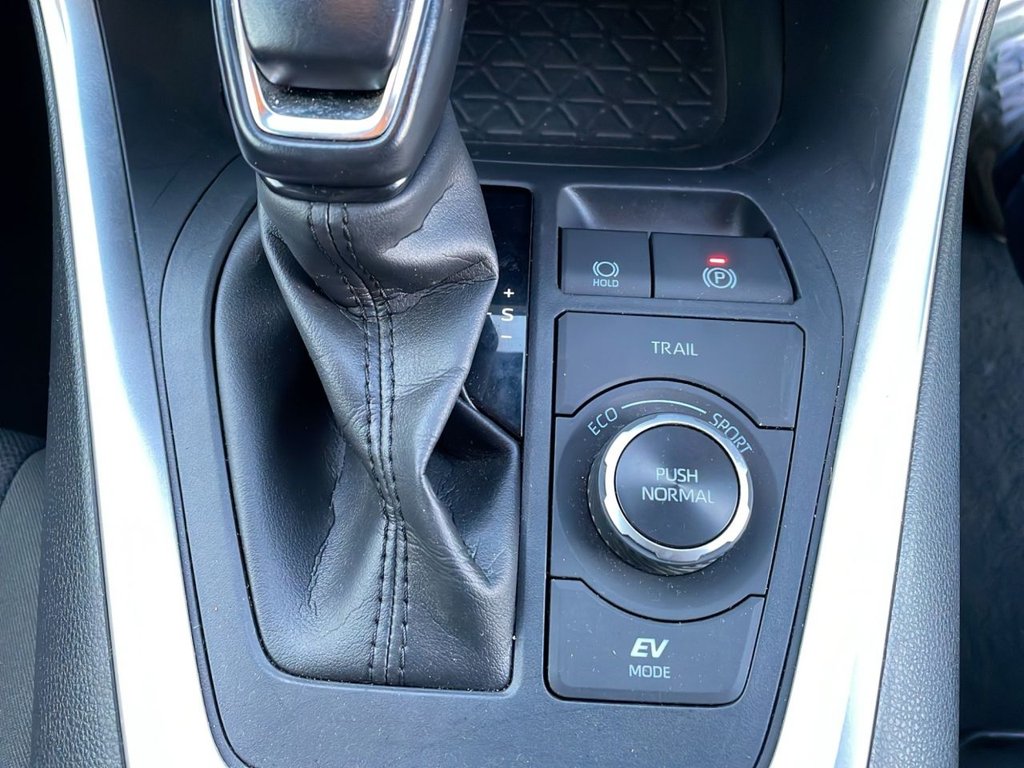 Used Toyota RAV4 2021 for sale - 77697622: Photo 37