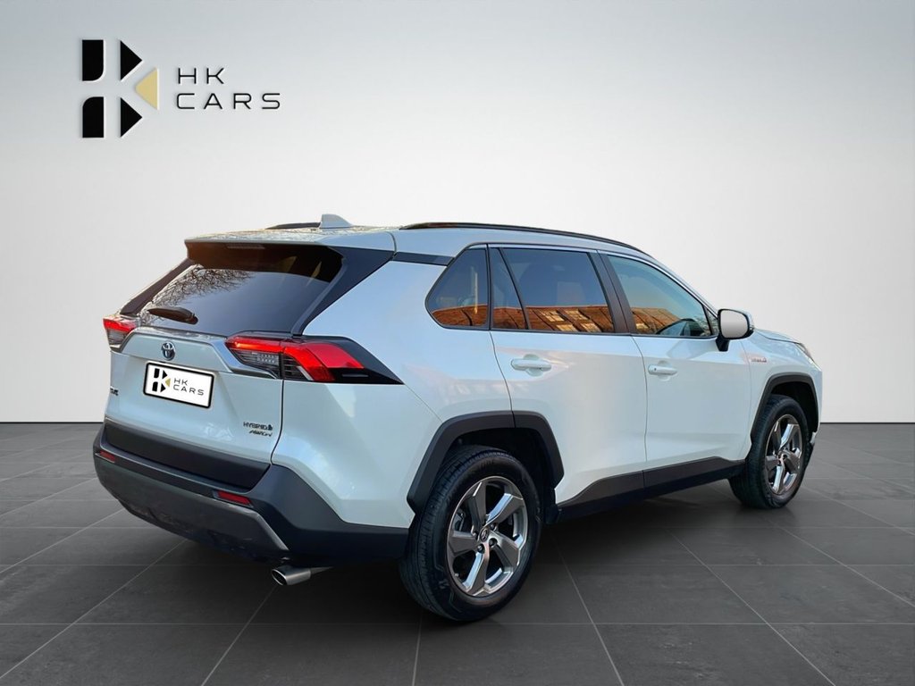 Used Toyota RAV4 2021 for sale - 77697622: Photo 4