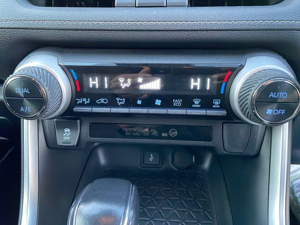 Used Toyota RAV4 2021 for sale - 77697622: Photo 42