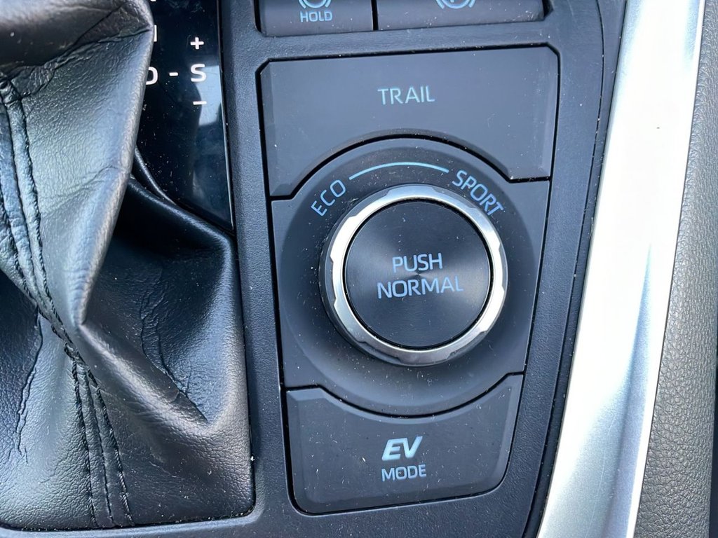 Used Toyota RAV4 2021 for sale - 77697622: Photo 50