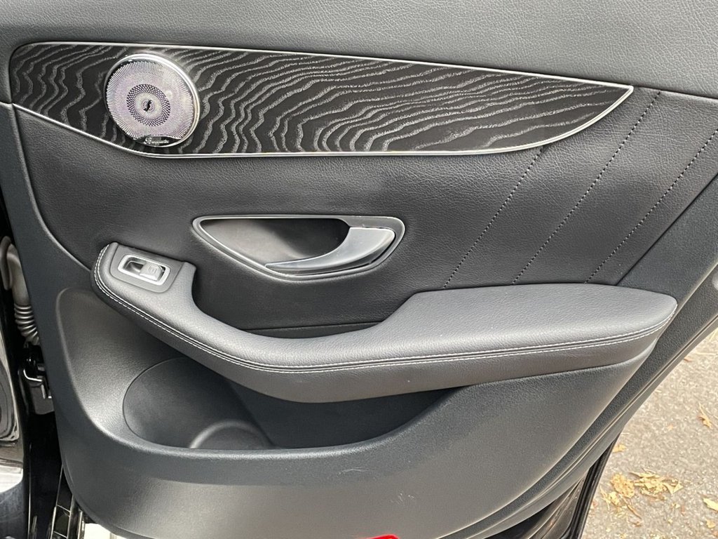 Used Mercedes-Benz GLC 2017 for sale - 77697601: Photo 31