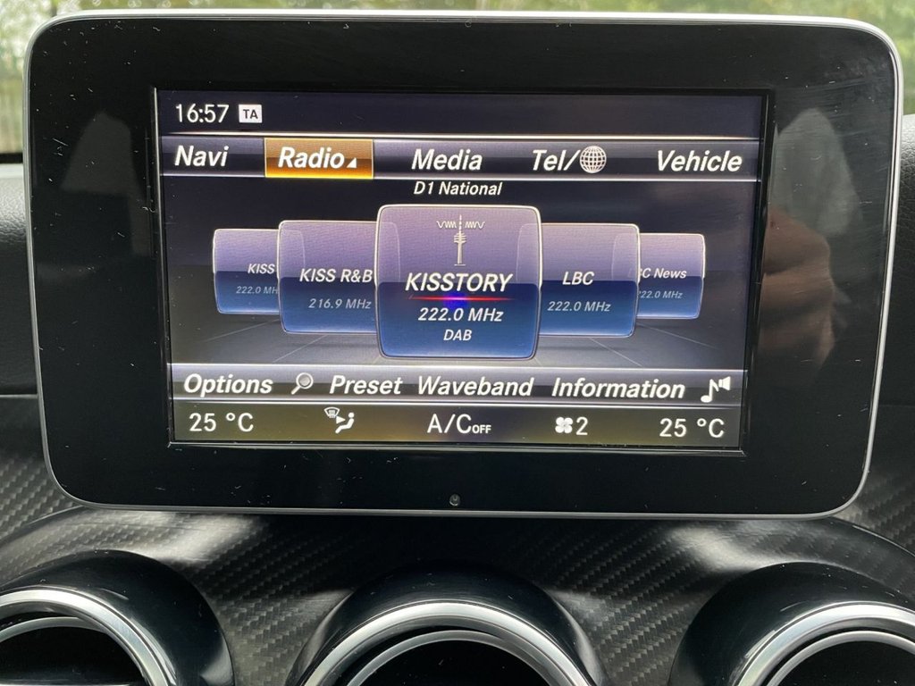 Used Mercedes-Benz GLC 2017 for sale - 77697601: Photo 44