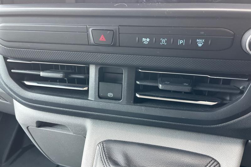 Used Ford Transit Custom 2024 for sale - 78109347: Photo 31