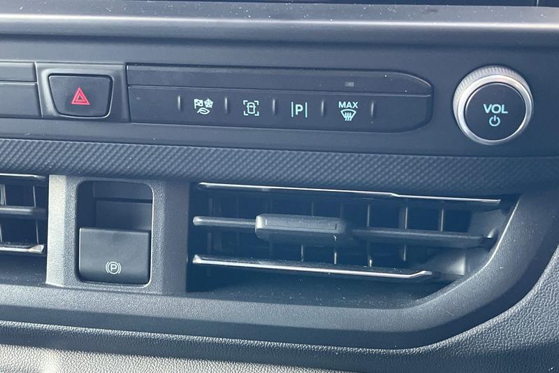 Used Ford Transit Custom 2025 for sale - 76184425: Photo 36