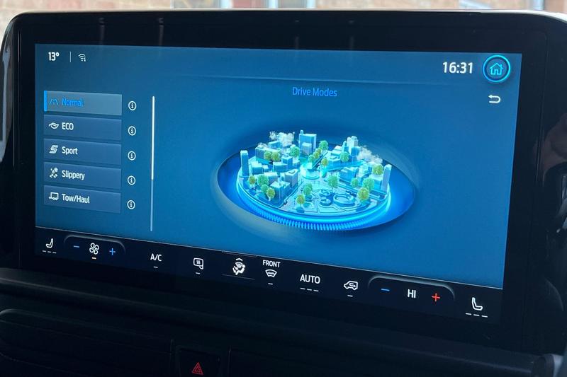 Used Ford Transit Custom 2025 for sale - 77718647: Photo 16