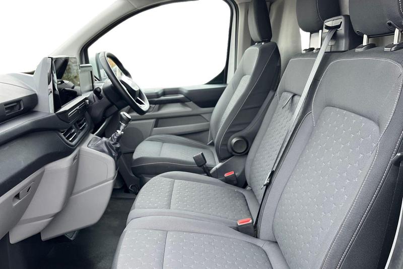 Used Ford Transit Custom 2024 for sale - 76979480: Photo 11
