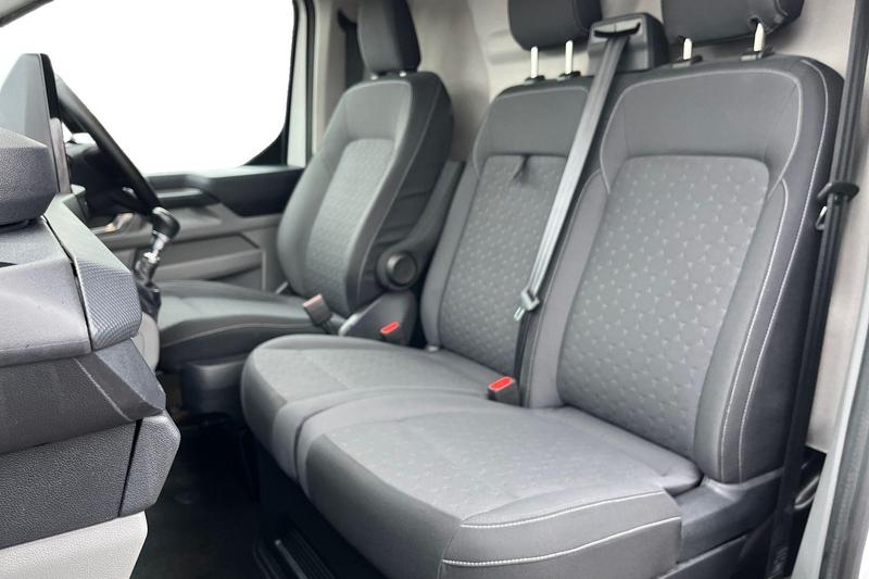 Used Ford Transit Custom 2024 for sale - 76979480: Photo 12