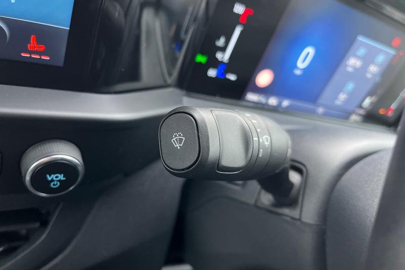 Used Ford Transit Custom 2024 for sale - 76979480: Photo 36