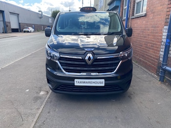 Used Renault Trafic 2023 for sale - 76115409: Photo