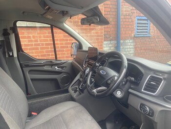 Used Ford Tourneo Custom 2019 for sale - 76115433: Photo