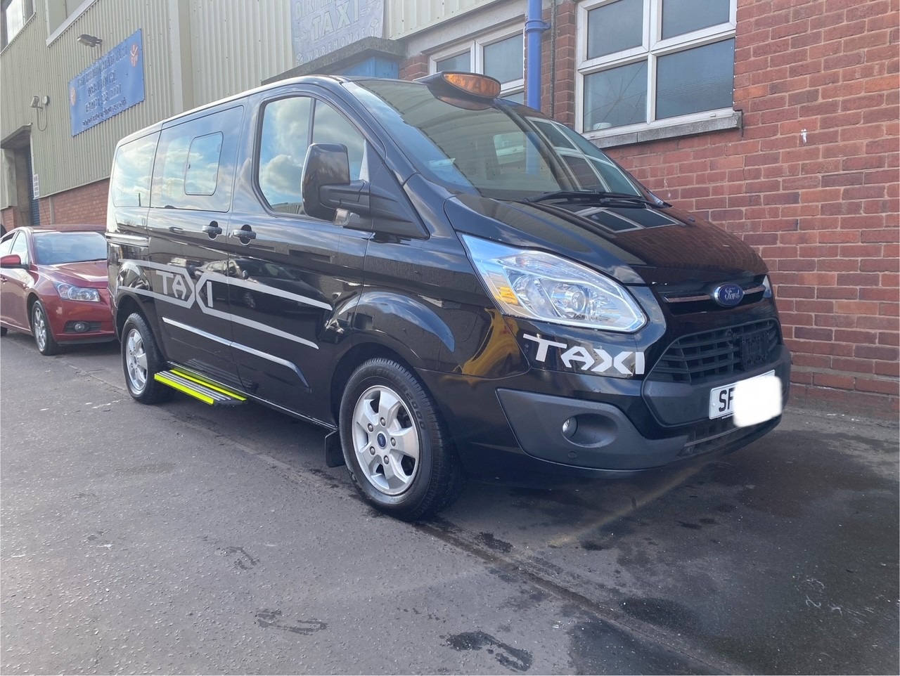 Used Ford Tourneo Custom 2018 for sale - 76330299: Photo 1