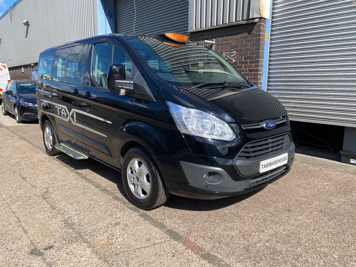 Used Ford Tourneo Custom 2018 for sale - 76115450: Photo 1