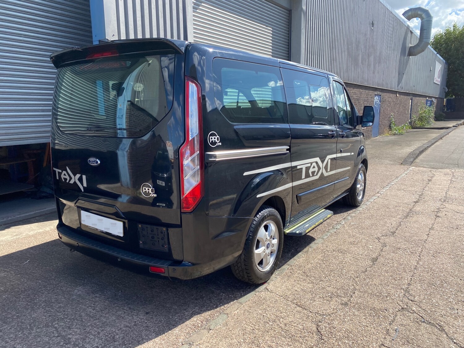Used Ford Tourneo Custom 2018 for sale - 76115450: Photo 6