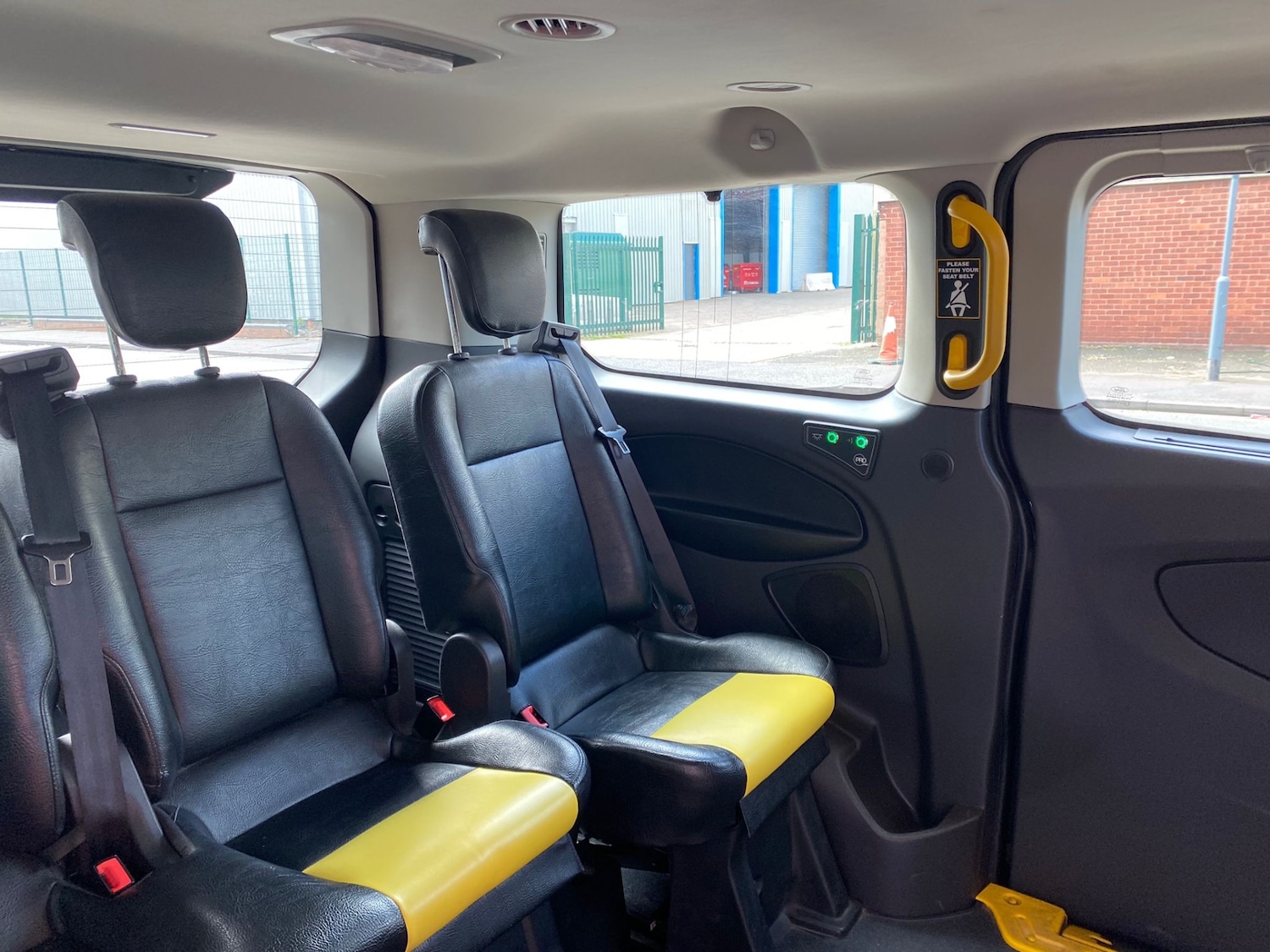 Used Ford Tourneo Custom 2018 for sale - 76116703: Photo 9