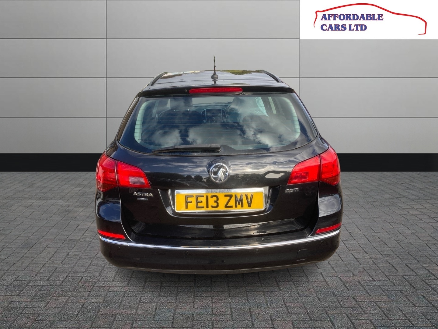 Used Vauxhall Astra 2013 for sale - 76382389: Photo 6