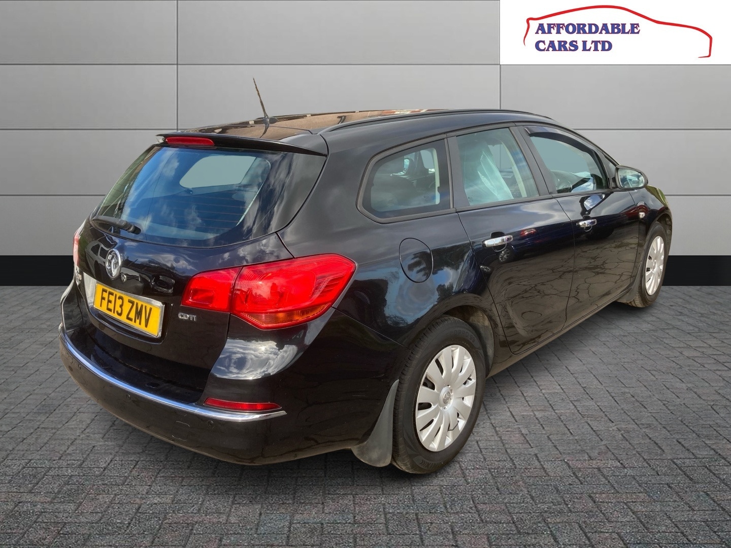 Used Vauxhall Astra 2013 for sale - 76382389: Photo 7