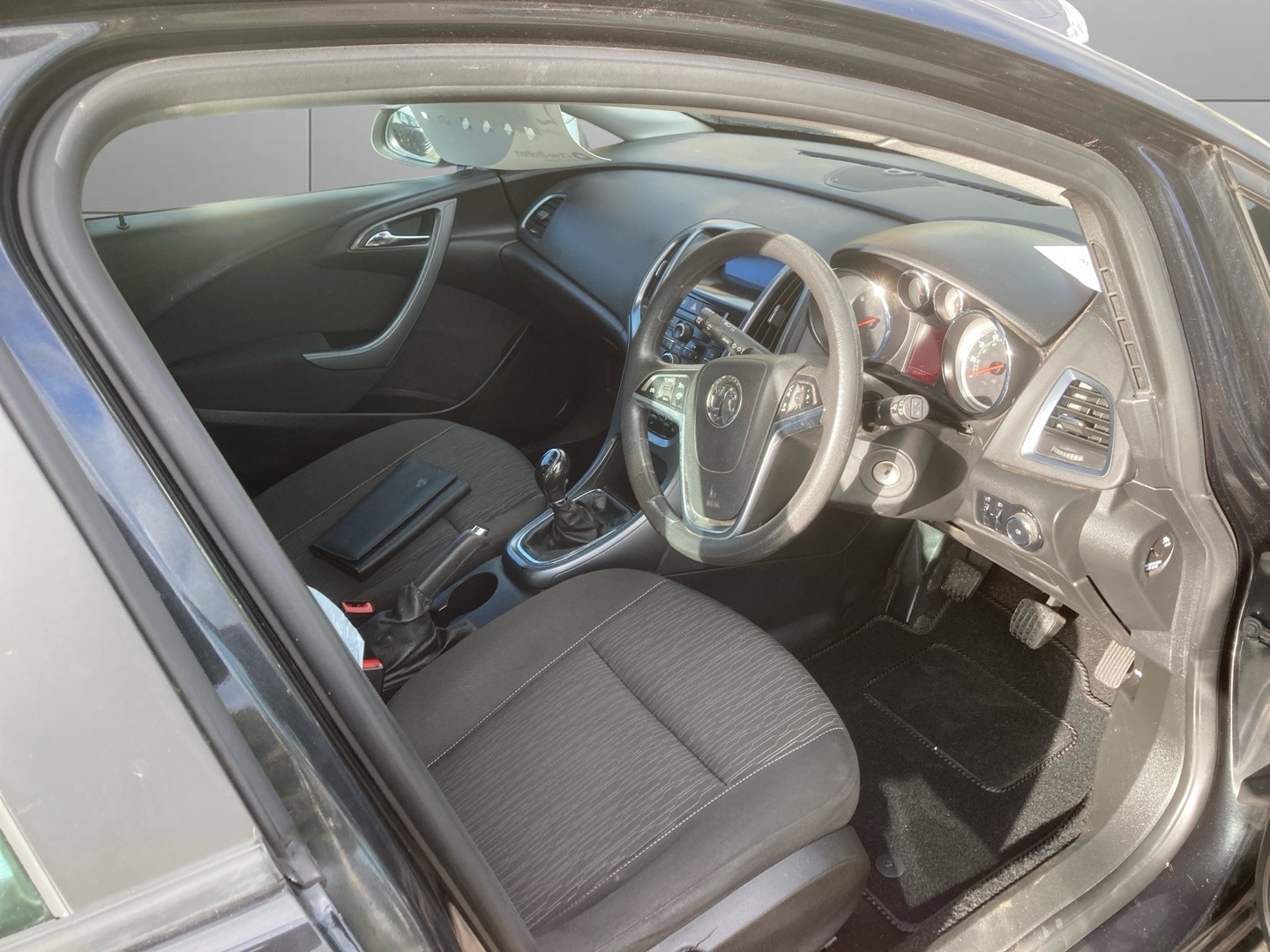 Used Vauxhall Astra 2013 for sale - 76382389: Photo 9